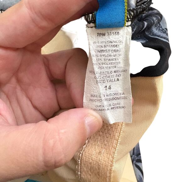 Maxine Black White Grey Floral One Piece Swimsuit 14 Vintage 90s Pinup Spa Girl - Picture 11 of 13